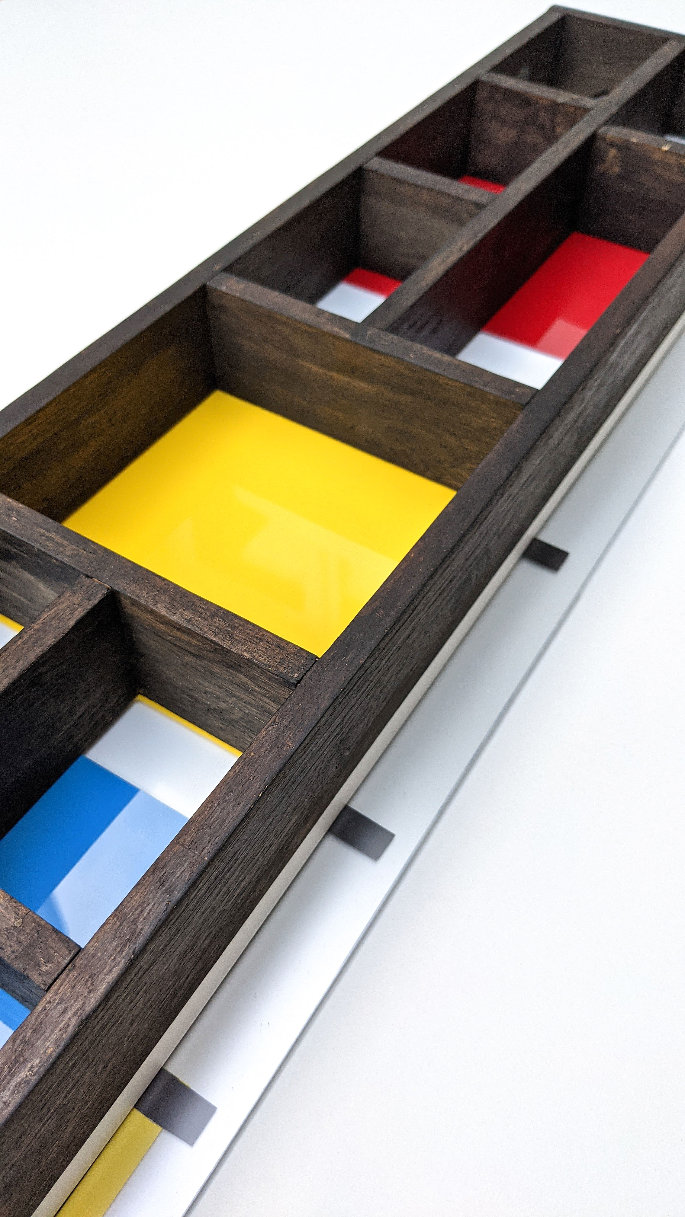 lamp-inspired-by-mondrian-6